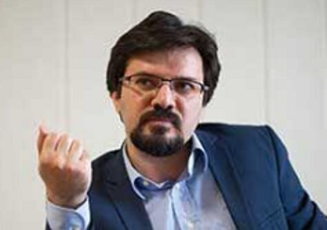 پاسخ تند یاشار سلطانی به کریمی قدوسی در مادورو و ونزوئلا + تصویر پاسخ تند یاشار سلطانی به کریمی قدوسی در مادورو و ونزوئلا + تصویر