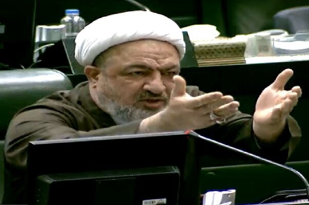 بازگشت رسایی به تنظیمات کارخانه؛ تلگرام یکی از سلاح‌های آشوب داخلی است! طرفداران بازگشایی آن پاسخ دهند/ رسایی، 4 آذر: سیاست فیلترینگ غلط بود و هست