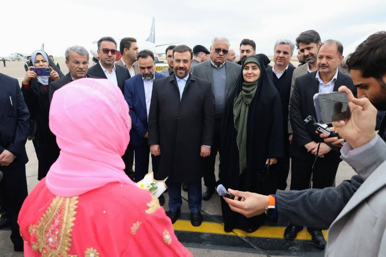 فارس میزبان وزیر راه؛ افتتاح ۱۴ پروژه راه‌سازی