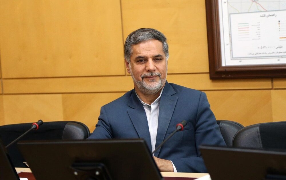 کنایه چهره فاصله گرفته از جلیلی به عضو حلقه جلیلی در مجلس؛ انتشار کلیپ علیه پزشکیان چه معنایی دارد؟ کنایه چهره فاصله گرفته از جلیلی به عضو حلقه جلیلی در مجلس؛ انتشار کلیپ علیه پزشکیان چه معنایی دارد؟